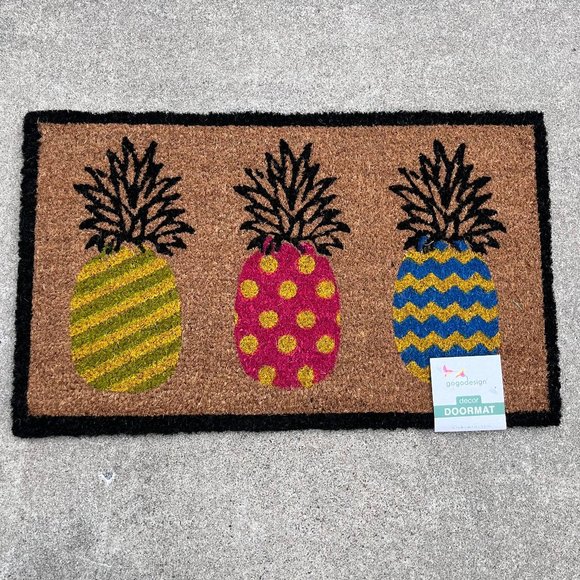 Pineapple Decor Doormat - Picture 1 of 2